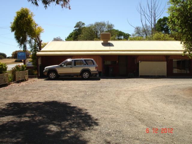 Tooleybuc Country Roads Motor Inn ภายนอก รูปภาพ