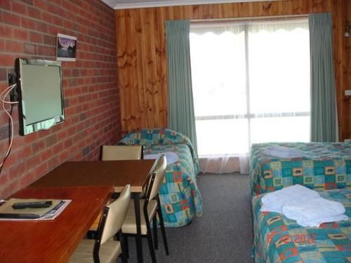 Tooleybuc Country Roads Motor Inn ภายนอก รูปภาพ